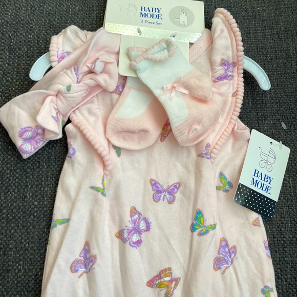 Matching 3 piece - Picture 2 of 3